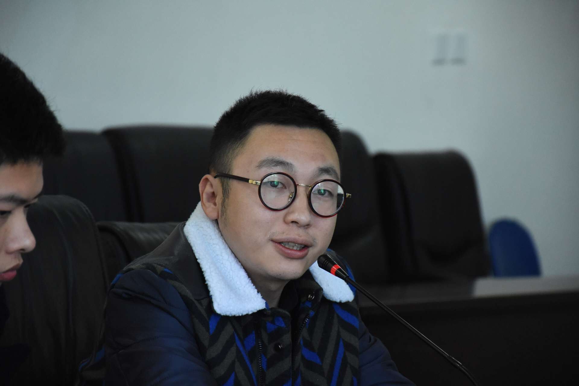 美狮贵宾会