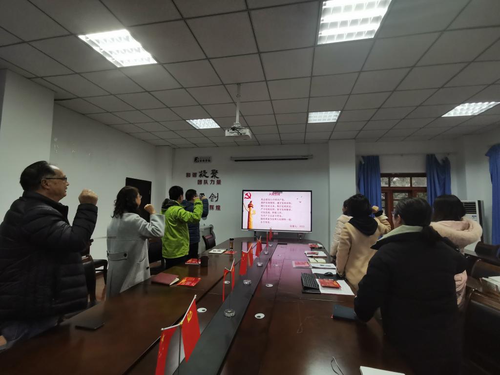 undefined 美狮贵宾会